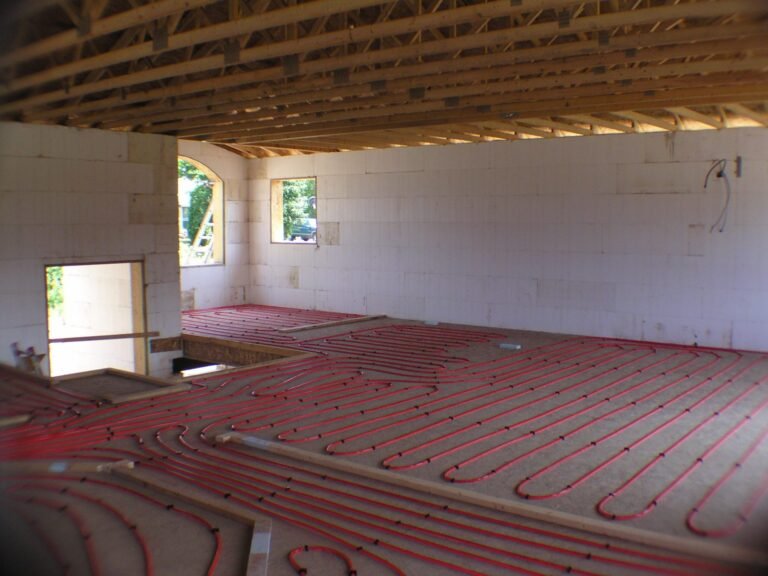 Radiant floor heating loops covering the main floor of an ICF house under construction